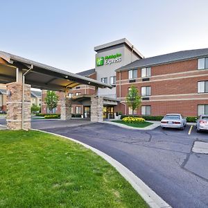 Holiday Inn Express Romulus / Detroit Airport, An Ihg Hotel